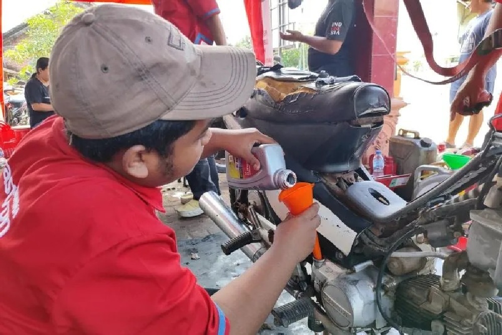 Begini Cara Menangani Sepeda Motor yang Terkena Banjir