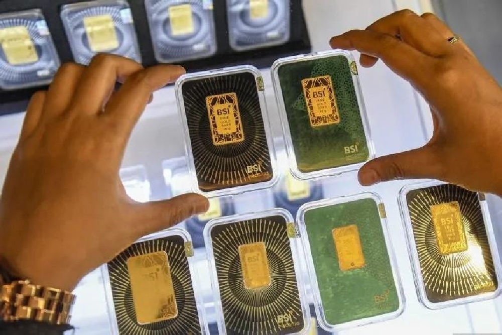 Harga Emas Antam Bertahan di Angka Rp1,69 Juta per Gram