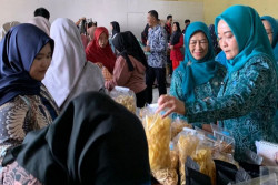 Sokong Produk Lokal, Masyarakat Temanggung Diminta untuk Belanja di UMKM