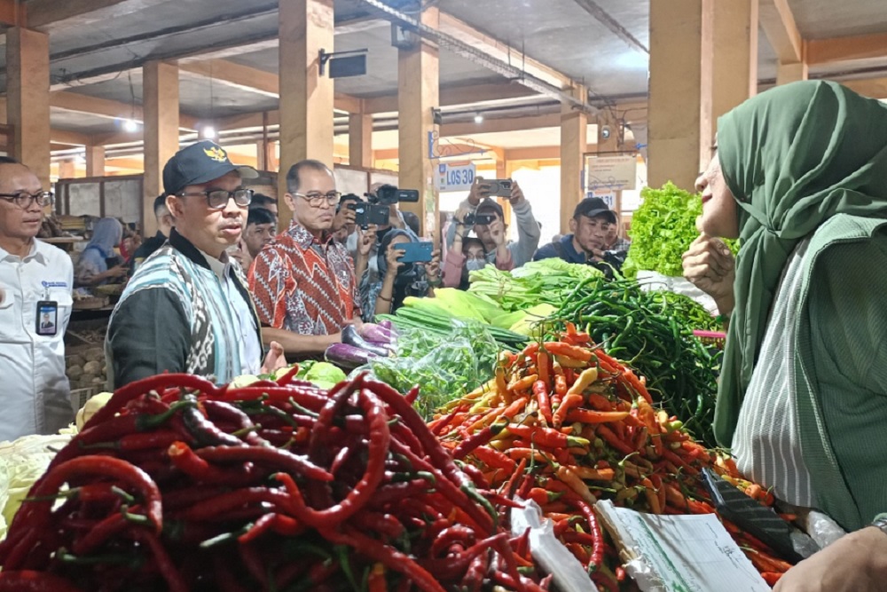 Pantau Kebutuhan Pokok, Wali Kota Jogja: Stok Cukup, Harga Stabil