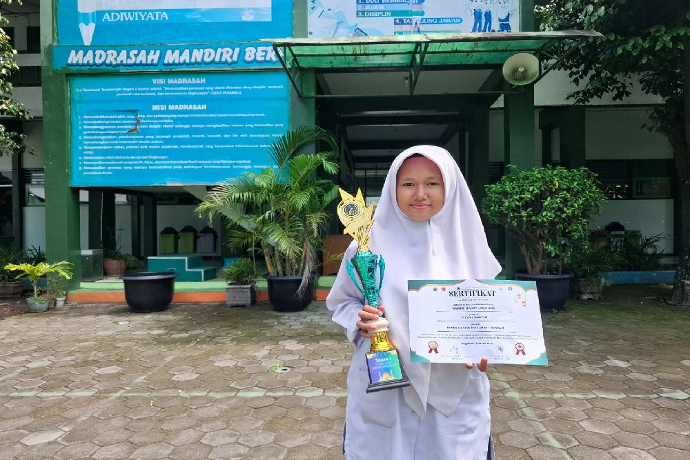 MTs N 6 Bantul Raih Juara 1 Lomba Sains Terintegrasi di UIN Sunan Kalijaga Yogyakarta