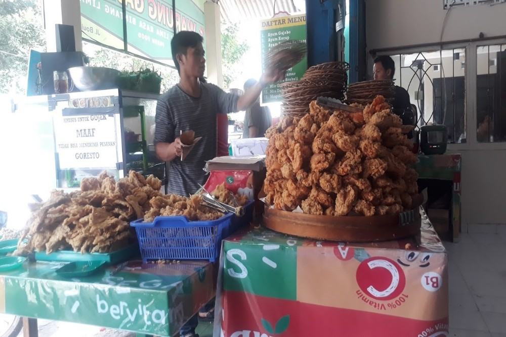 Warung Makan Jagoan Mahasiswa UII Jogja