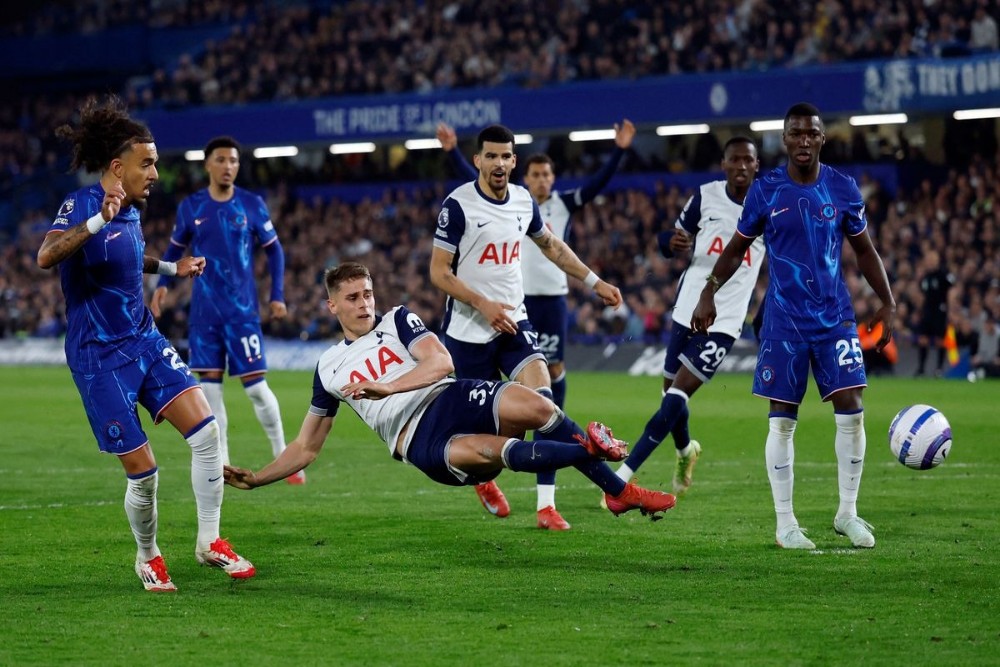 Hasil Chelsea vs Tottenham: Skor 1-0, Gol Tunggal Enzo Fernandez Bawa The Blues Menang