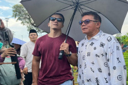 Aktor Ray Sahetapi Dimakamkan, Mathias Muchus dan Teuku Rifnu Ungkapkan Kenangan Mereka
