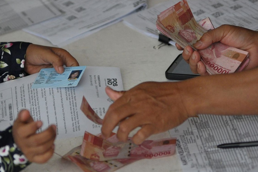 Kemensos Sebut Korban PHK Bisa Terima Bansos