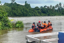 Tabrakan Kapal di Sungai Mahakam, 3 ABK Terlempar dan 1 Hilang