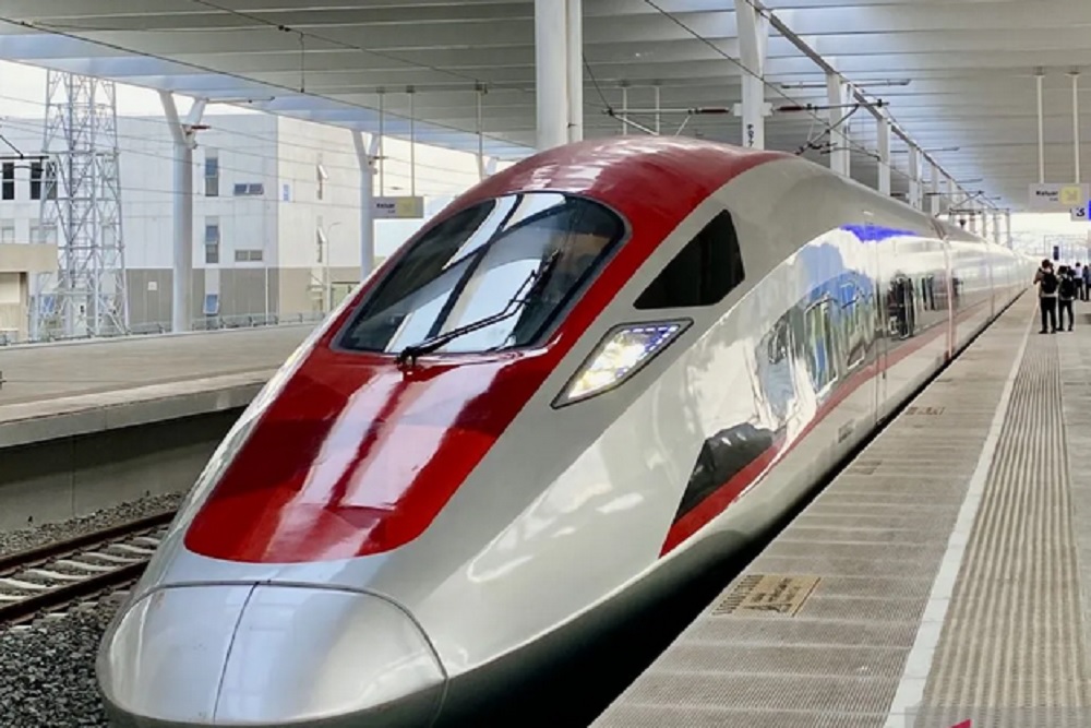 Kereta Cepat Whoosh Angkut 341.100 Penumpang Selama Libur Lebaran 2025