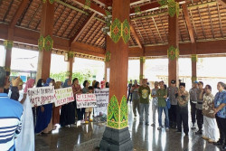 Lakukan Pungli PTSL Rp350 Ribu hingga Rp5 Juta, Dukuh Gandekan Bantul Kembali Dituntut Mundur