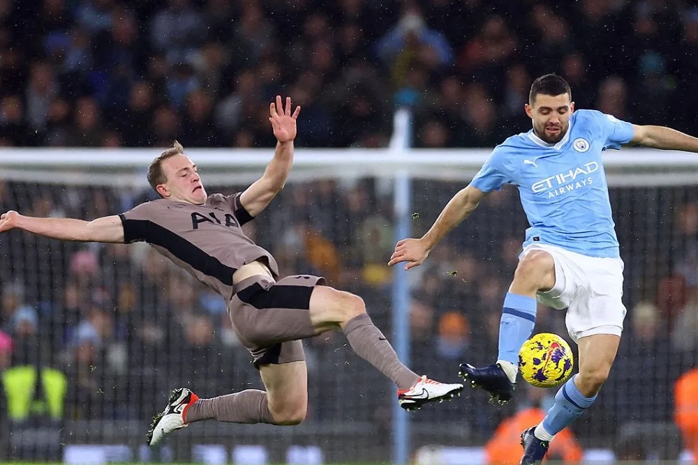 Hajar Everton 2-1, Manchester City Naik ke Peringkat Keempat Liga Inggris