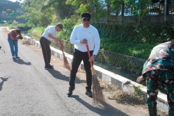 Warga Kota Magelang Serentak Turun ke Jalan untuk Nyapu Bareng
