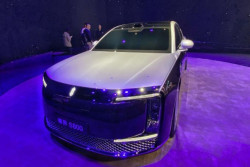 Begini Penampakan Mewah Hasil Kolaborasi JAC dan Huawei, Maextro S800