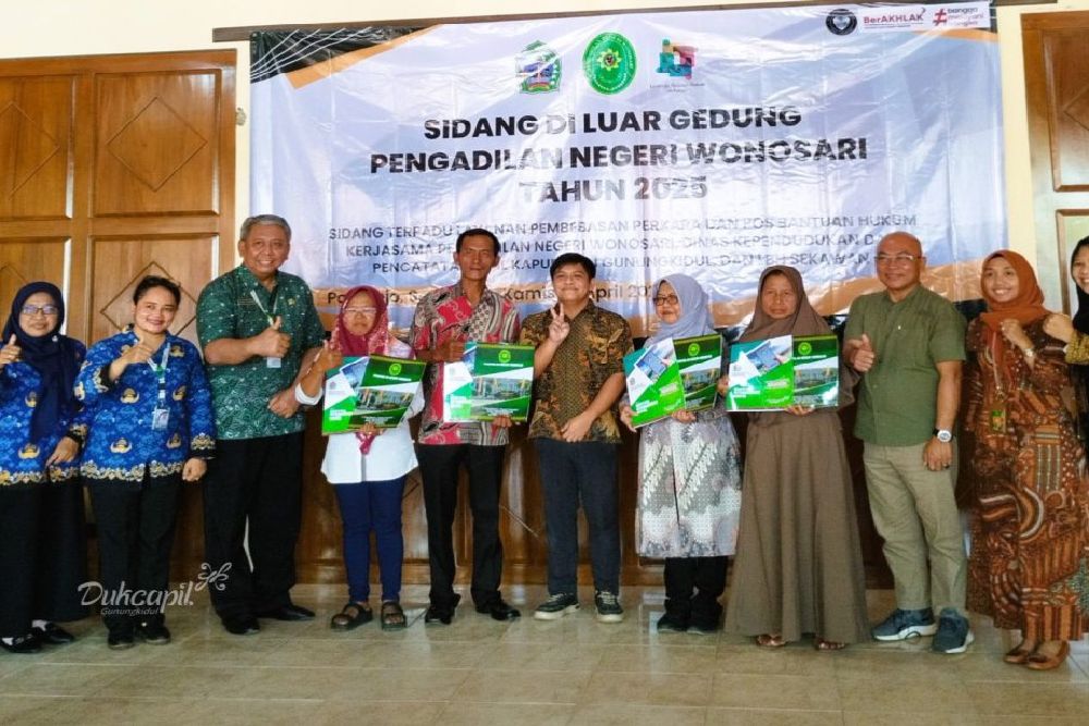 Dukung Lendang Penari Pengadilan Negeri Wonosari, Dukcapil Berikan Layanan One Day Service di Pacarejo Semanu