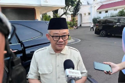 Hardiknas 2025, Presiden Prabowo Bakal Salurkan Bantuan bagi Guru dan Renovasi 10.440 Sekolah