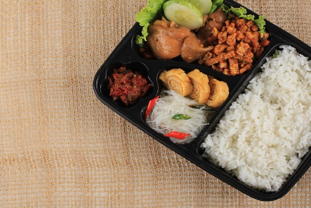 Makan Bergizi Gratis Diyakini Bisa Menggerakkan Ekonomi, Ini Kata Luhut
