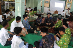 38 Calon Krisma Paroki Brayut Kunjungi Panti Asuhan Ponpes Zuhriah Rejodani Sleman, Ini Tujuannya