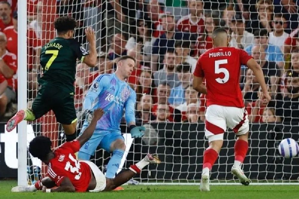 Kalah 0-2 di Kandang Sendiri, Nottingham Forest Gagal Kembali Keempat Besar Klasemen Liga Inggris