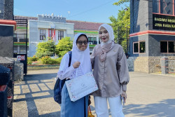 Sambut Hardiknas 2025. DYN Clothingline Berikan Diskon dan Hadiah untuk Pendidik dan Pelajar