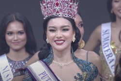 Firsta Yufi Amarta Putri Dinobatkan sebagai Puteri Indonesia 2025