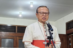 Jadwal Prosesi Pemilihan Paus Baru Ditetapkan Rabu, Kardinal Ignatius Suharyo Tiba di Roma