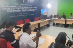 Industri Alkes Cemas Hadapi Dampak Kebijakan Tarif Timbal Balik AS