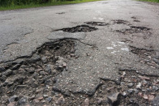 Jalan Sangon-Plampang Rusak Parah, Pemkab Kulonprogo Diminta Segera Memperbaiki