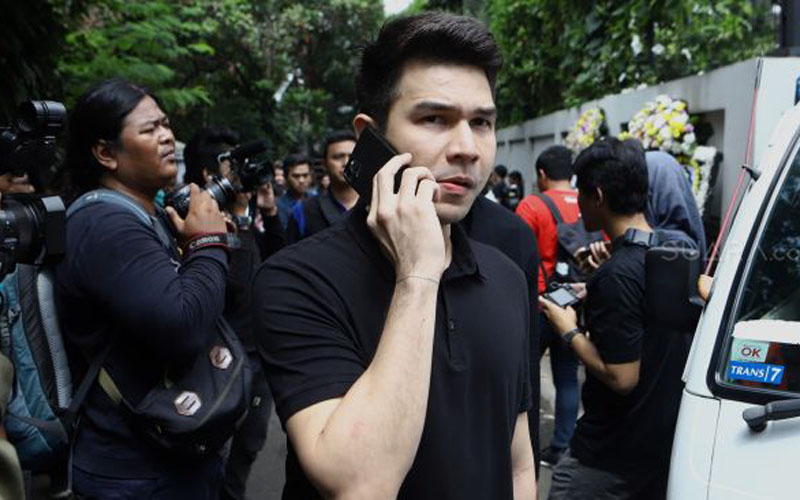 Polisi Sebut Artis Jonathan Frizzy 6 Kali Transaksi Liquid Vape Berisi Obat Keras