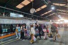 Frekuensi Perjalanan Kereta Api Lebih Padat pada Libur Waisak, KAI Daop 6 Jogja Himbau Masyarakat Berhati-hati
