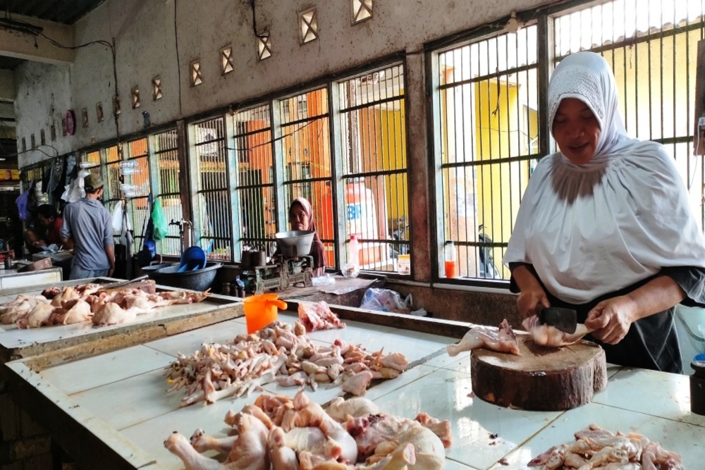 Harga Pangan Sabtu 10 Mei 2025: Daging Ayam dan Cabai Naik