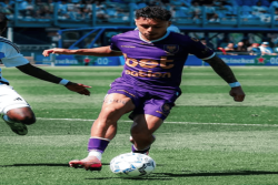 Sembuh dari Cedera, Dean James Langsung Main Sejak Menit ke-70 Saat Derbi Lawan Timnya Eliano Reijnders