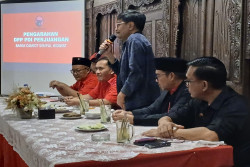 Ketua DPP PDIP Djarot Syaiful Hidayat Gembleng Kader 3 Pilar PDI Perjuangan Kota Yogyakarta