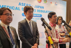 Kurangi Ketergantungan Impor, Kemenkes Kerja Sama Produksi Alkes Dalam Negeri