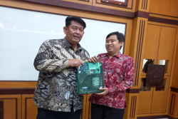 Bupati Kulonprogo Tolak Mobil Dinas Baru