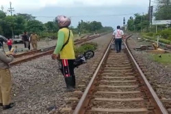 Kronologi Kecelakaan Kereta di Magetan, Palang Pintu Diduga Terbuka Saat KA Malioboro Ekspres Melintas