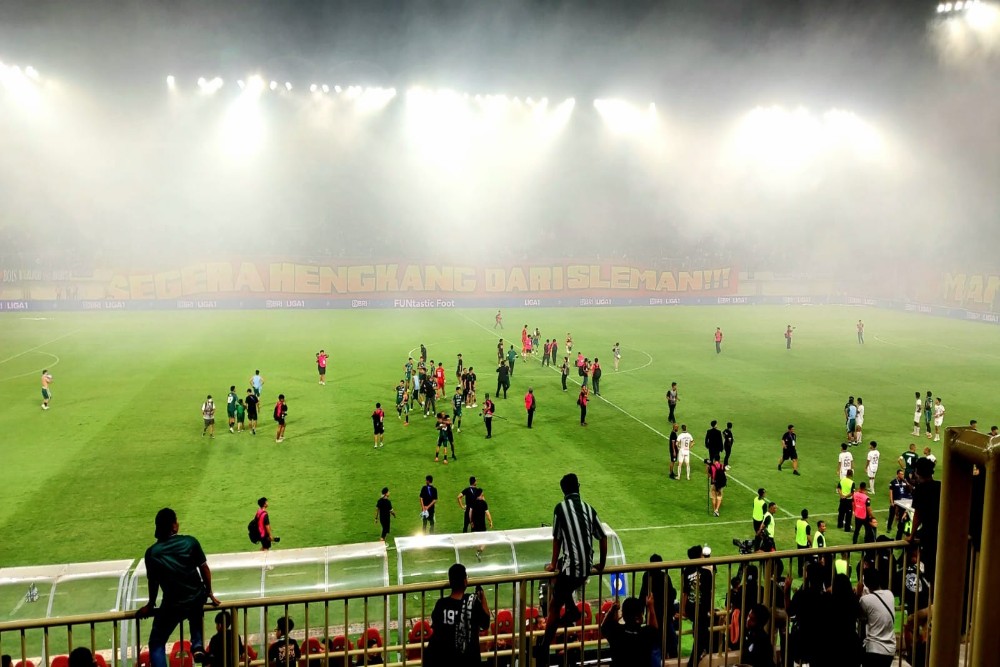 Suporter PSS Sleman Bentangkan Spanduk Raksasa Kritik Manajemen, Bupati Harda: Itu Rasa Sayang