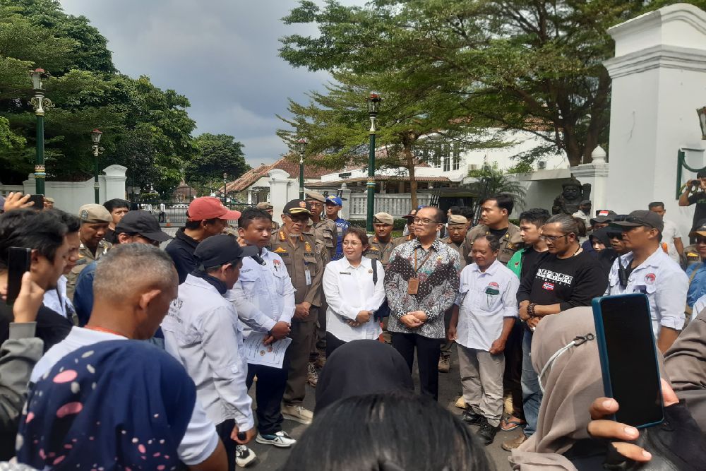 Driver Transportasi Online Jogja Tuntut Kenaikan Tarif Hingga Regulasi yang Tegas