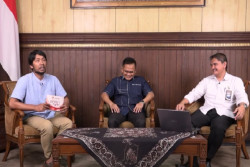 Talkshow DPRD DIY: Pegawai Pemda DIY Itu Abdi Dalem, Tuannya adalah Masyarakat