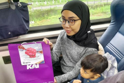 KAI Daop 6 Jogja Beri Apresiasi Pembeli Tiket Terbanyak KA Taksaka