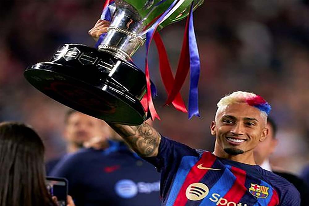 Resmi! Barcelona Perpanjang kontrak Rapinha