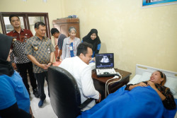 100 Hari Kerja Luthfi-Yasin, Layanan Kesehatan Speling Jadi Andalan Warga