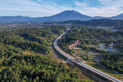 Jalan Tol Pertama di Sumbar Beroperasi Penuh Hari Ini, Masih Gratis
