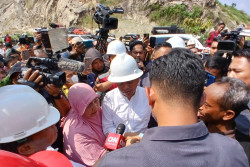 Biaya Hidup Anak Korban Longsor Gunung Kuda Cirebon Bakal Ditanggung Pemprov Jabar