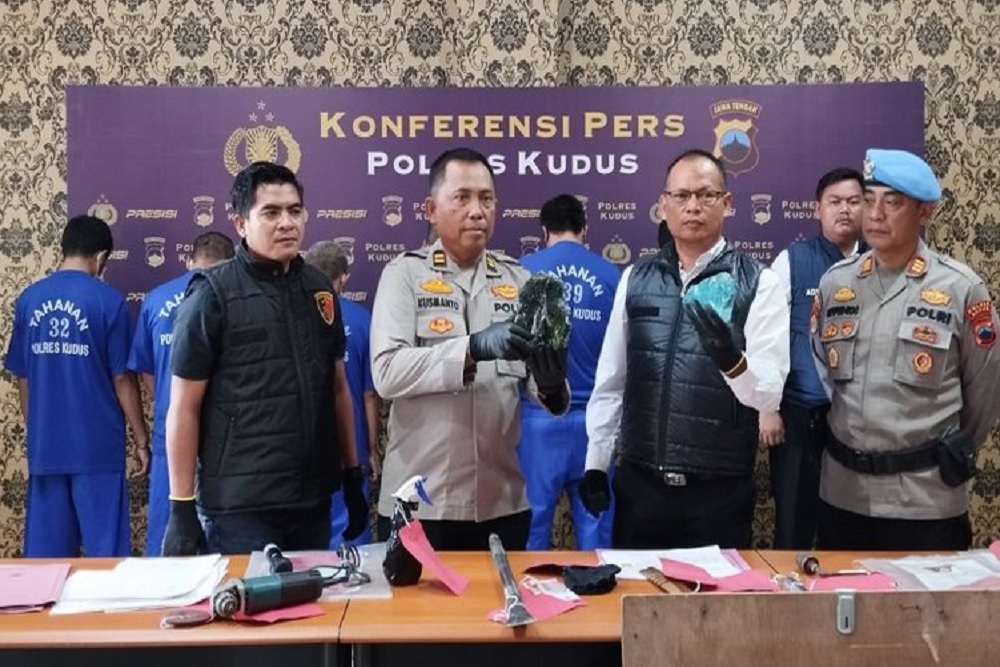Dukun Pengganda Uang Rugikan Korban hingga Puluhan Juta Rupiah Ditangkap Polisi