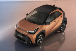 Toyota Kenalkan Aygo X Hybrid untuk Pasar Inggris dan Eropa