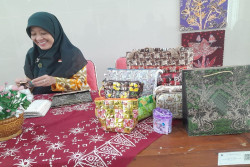 Kurangi Sampah Anorganik dengan Daurulang Sampah Plastik Kemasan