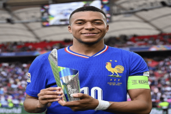 Tak Hanya Bawa Prancis Raih Juara Ketiga UEFA Nations League, Mbappe Juga Dekati Rekor Thierry Henry & Olivier Giroud