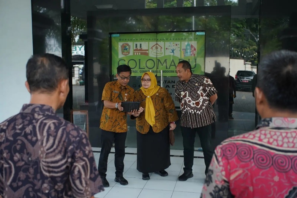 Kantor Layanan Kecamatan Colomadu Tutup Saat Disidak Bupati Karanganyar