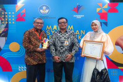 Kemendikdasmen Beri Penghargaan UAD sebagai LPTK Terbaik dalam Penyelenggaraan PPG 2024