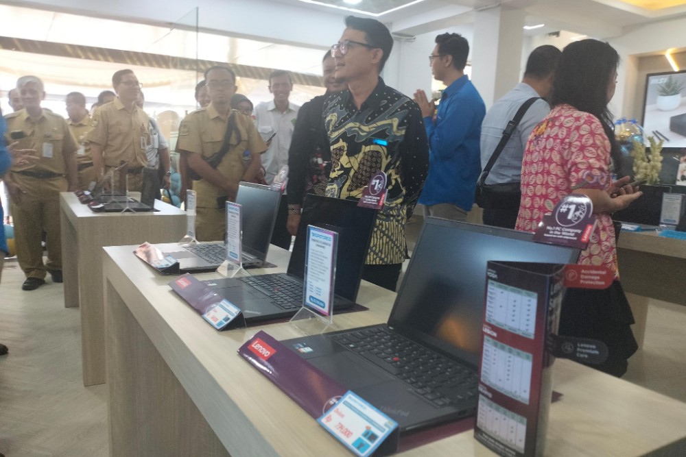 Era Digital, Toko Komputer Perkuat Pasar Melalui Platform Online