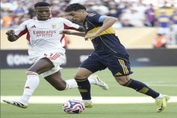 Diwarnai Tiga Kartu Merah, Boca Juniors vs Benfica Berakhir dengan Skor 2-2