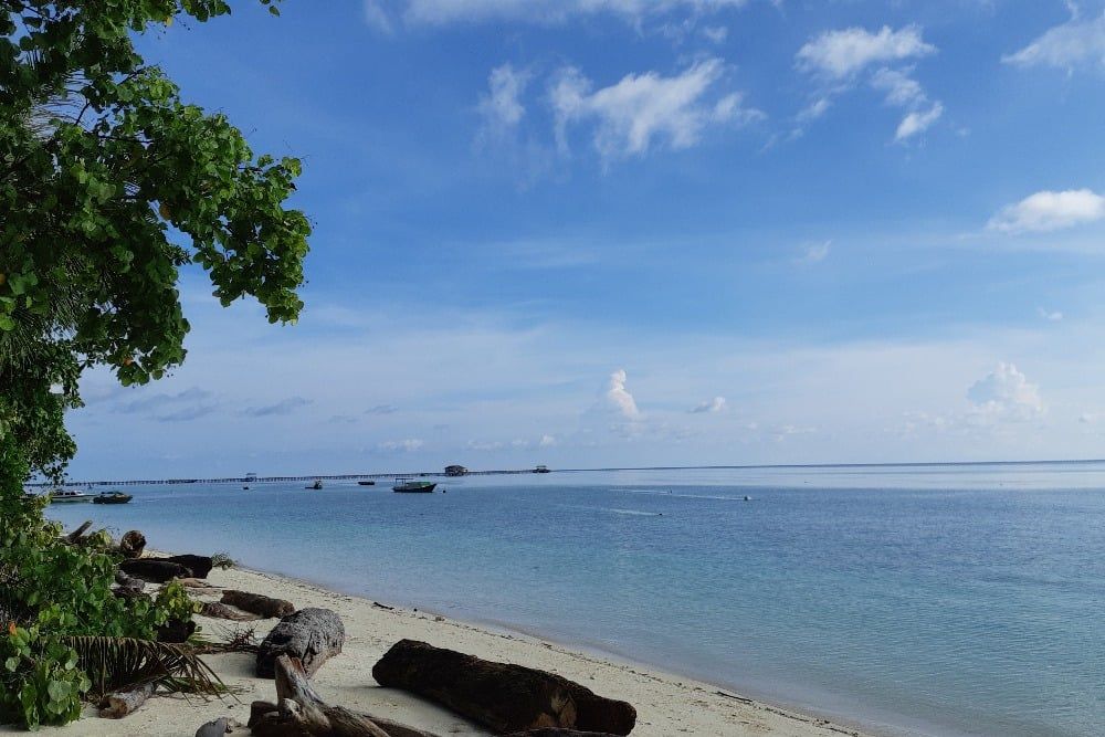 Dua Pulau Tanpa Nama Dekat Resort Mewah Pulau Bawah Anambas Dijual Melalui Website